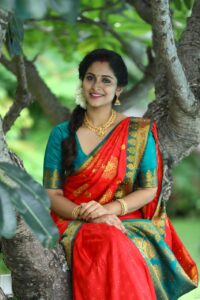 “உணர்வுப்பூர்வமான அதேசமயம் அழகான ரொமான்ஸ் படம்தான் ‘பிரேக்ஃபாஸ்ட்'”- நடிகை ரோஸ்மின்!