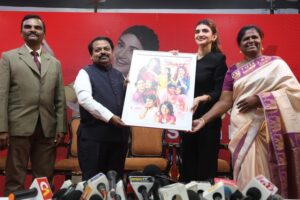 சென்னைஸ் அமிர்தாவின் விளம்பர தூதர் நடிகை ஶ்ரீலீலா, சென்னைஸ் அமிர்தா ஏவியேஷன் கல்லூரியை பார்வையிட்டு, மாணவர்களுடன் கலந்துரையாடி உற்சாகமூட்டினார். !